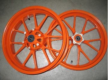 Afbeeldingen van WHEEL KIT DUKE 640 ORANGE