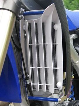 Afbeeldingen van RADIAT BESCH YZF250 '10
ROOD
