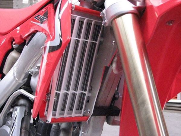 Afbeelding van RADIAT BESCH CRF250 '10
RODE SPACERS

